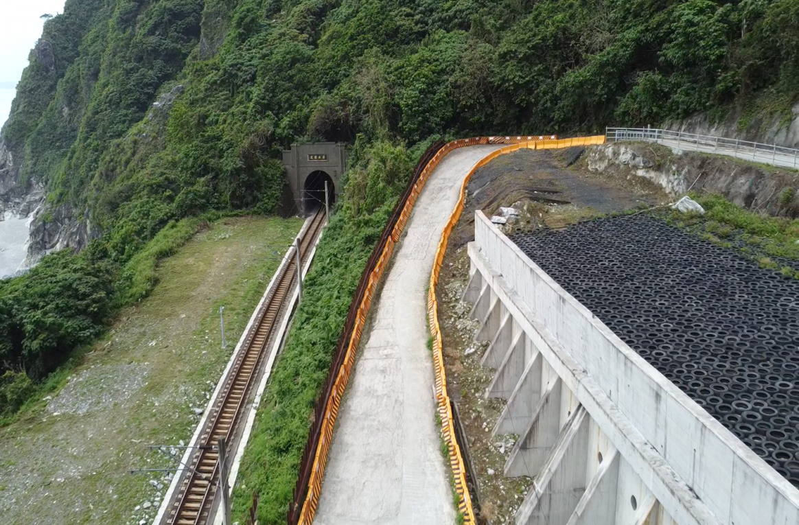 北廻鐡路車站與隧道工程