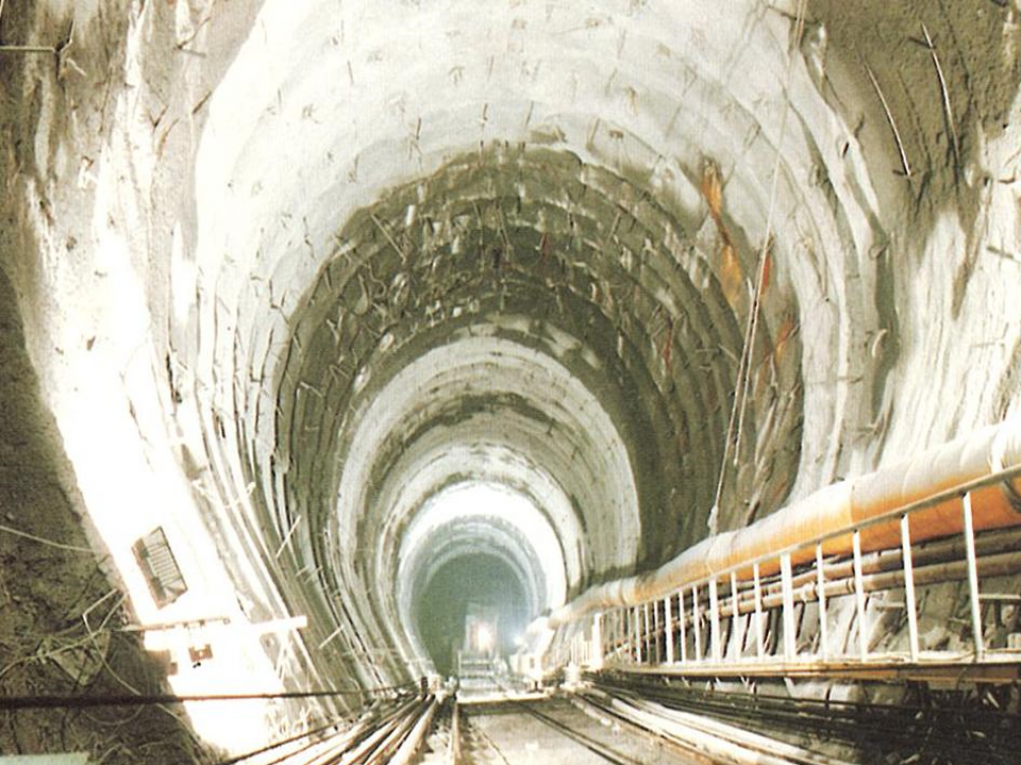 十四項基本建設明潭抽蓄水力發電廠