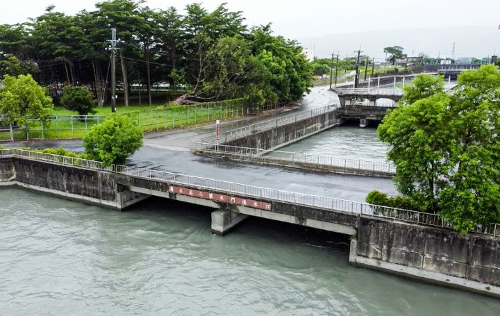 民國時代雲林地區公共給水系統林內分水工濁水溪二號水門進水口
