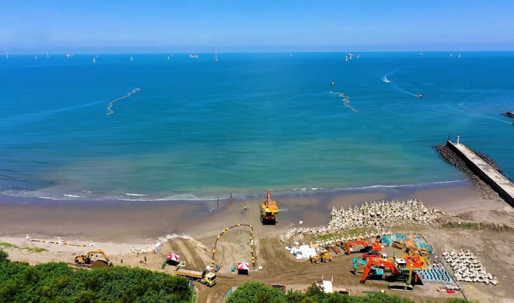 離岸風電場海底佈纜