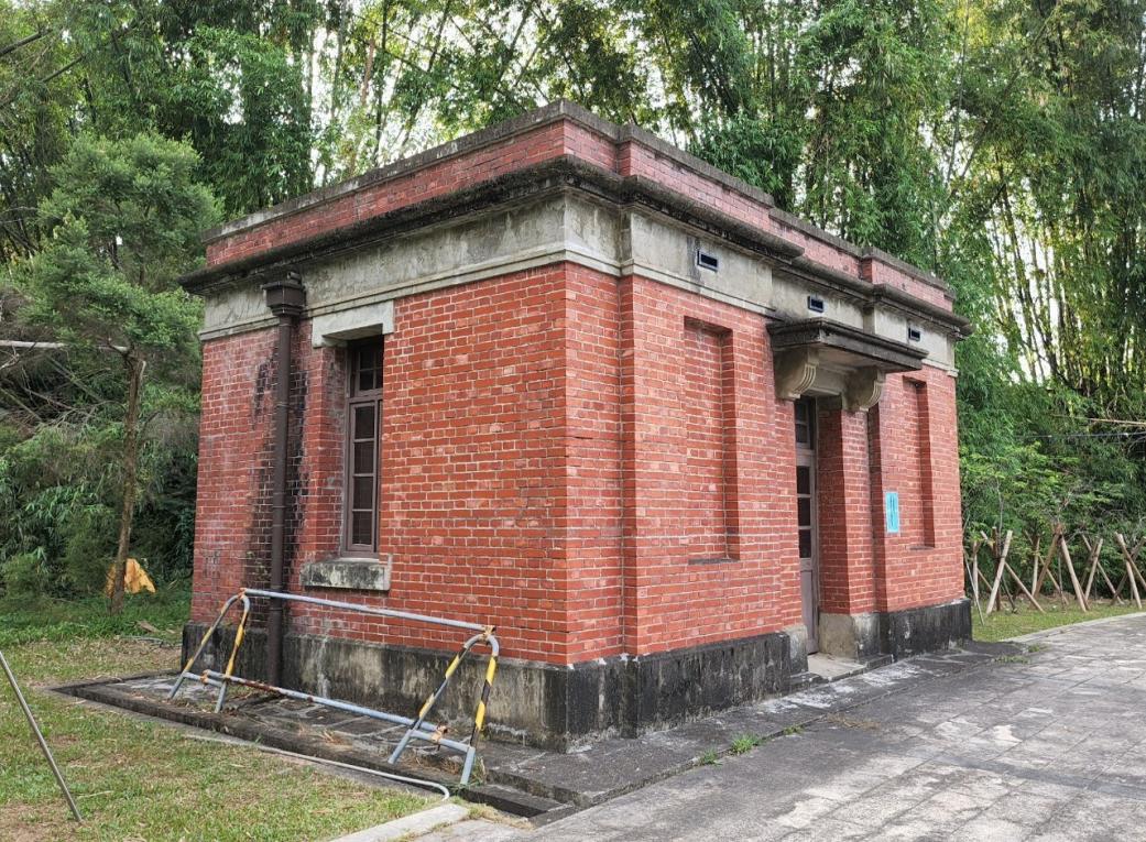 日治時代台南地區公供給水台南水道淨水池設施量水器室