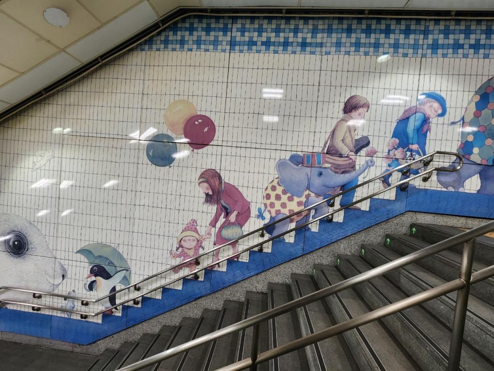 臺北市區車站鐵路地下化第四期東延南港工程「南港專案」南港捷運站