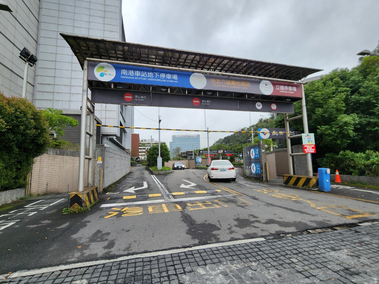 臺北市區車站鐵路地下化第四期東延南港工程「南港專案」新南港車站P棟