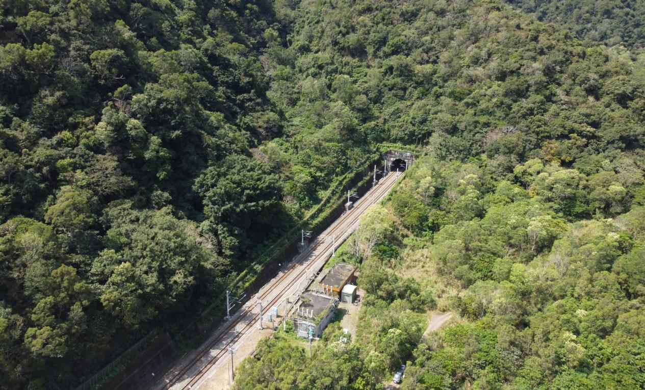 南迴鐵路電氣化南廻線中央隧道東口