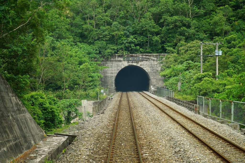 南迴鐵路電氣化南廻線安朔隧道(電氣化前舊橋)