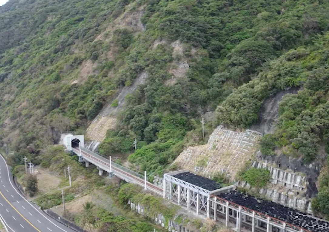 南迴鐵路電氣化南廻線沿線大竹二號隧道