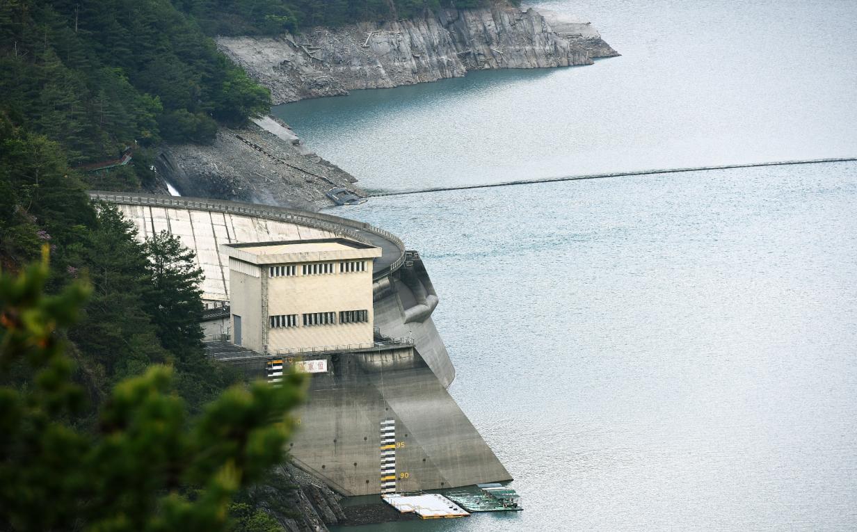 大甲溪流域德基電廠取水口
