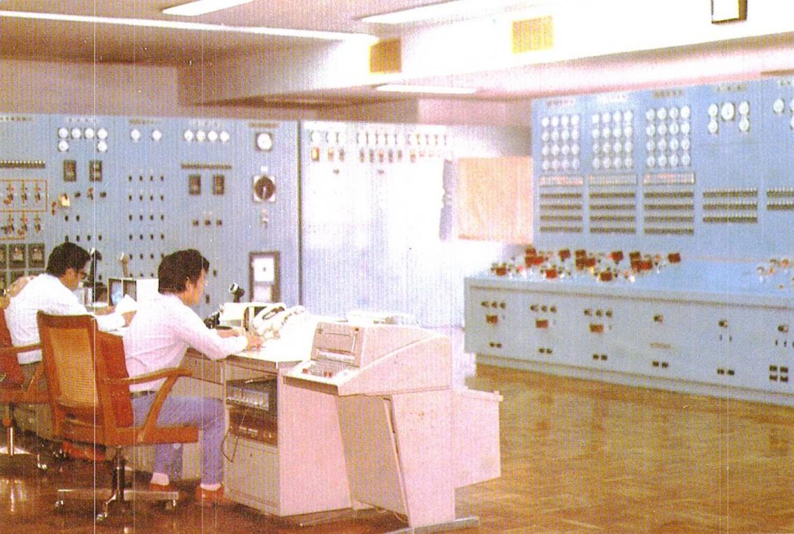 德基電廠控制室