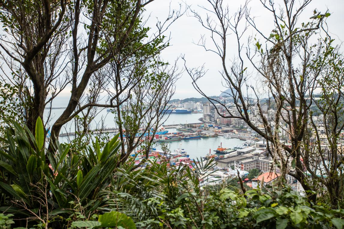 基隆港:基隆二沙灣砲台  1885年台灣巡撫劉銘傳所修築