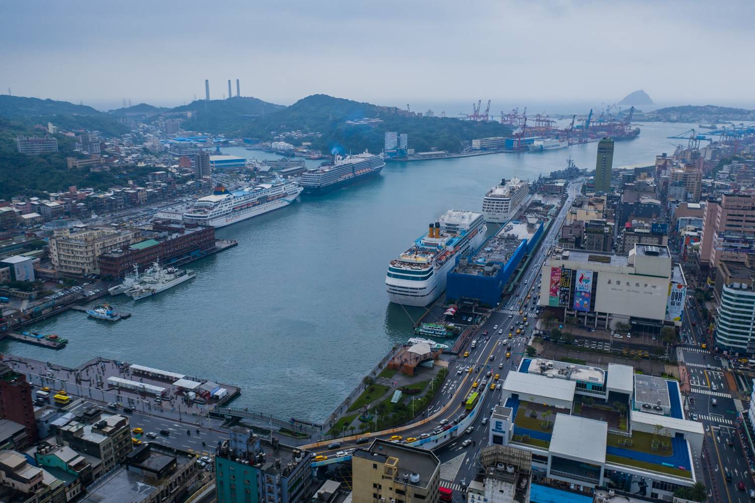 2019年11月3日5郵輪齊聚基隆港