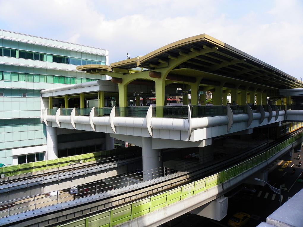 捷運內湖線沿線車站西湖站(BR16)站體
