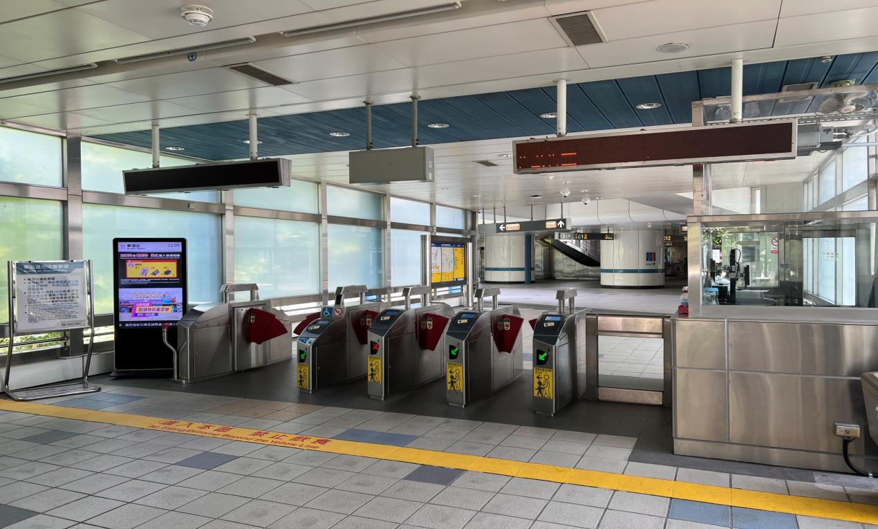 捷運內湖線沿線車站東湖站(BR22)大廳層