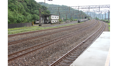 永樂車站路基。