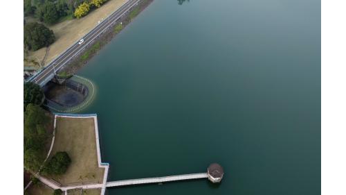 大壩、取水口、溢洪道