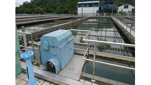 一期沉澱池： 2 座各 3 小池、停留時間共 2.25hr(92 年更新膠羽設備)