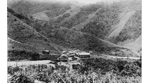 此計劃是世界上數一數二的巨型發電計劃，1911年至1923年前置作業，1923年東京大地震後停工，1931年復工，1934年完工。
