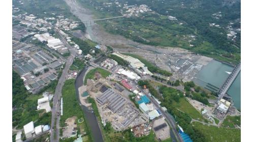 &nbsp;於石岡壩左岸設置取水口，將溪水引入南幹渠，並取用食水嵙溪水源，以供應豐原淨水場原水。