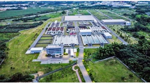 湖山淨水場於2016年完成，位於斗六市，係配合「湖山水庫工程計畫」而興建的淨水設施，水源主要來自湖山水庫，其次則是來自集集攔河堰南岸聯絡渠道之原水，設計出水量為每日40萬公噸。