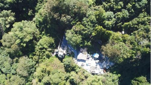 原取水口於2008年因「辛樂克」颱風而遭土石深埋，導致三號機停擺，目前尚未修護，在河床新築土堤引水繼續發電。