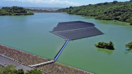 &nbsp;民國時代高屏地區公共給水鳳山水庫太陽能發電系統專區