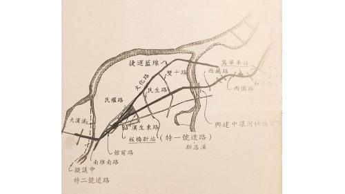 萬板專案是接續臺北車站地下化工程將萬華車站至板橋車站間長15.3公里的鐵路予以地下化。萬板專案地下化的北隧道於1999年7月21 日竣工，南隧道於2002年10月31日啓用。尚包括以圍堰方式新建新店溪河底隧道，新建華翠大橋，改建樹林車站，於板橋客車場位置新建板橋車站，以及新建樹林調車場接收板橋客車場移轉業務，原鐵路隧道上方則興建艋舺大道及縣民大道快速道路。
&nbsp;
