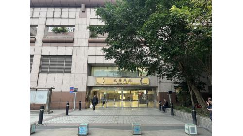 &nbsp;北1門。