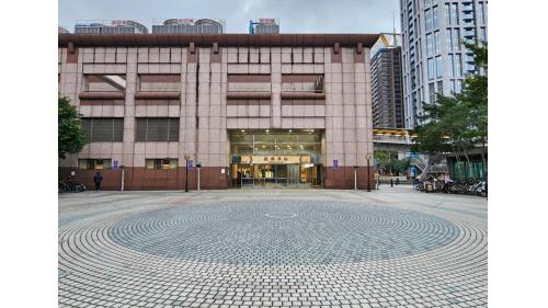&nbsp;板橋車站北3門。