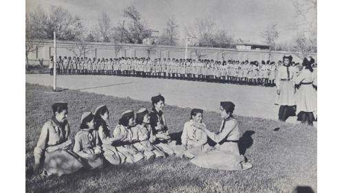 查希爾在位時，進行各項現代化改革女童子軍。
&nbsp;