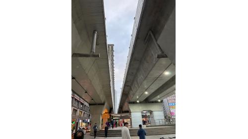 汐科車站位於臺灣新北市汐止區，為台鐵縱貫線的鐵路車站，是臺鐵捷運化政策中所增設的通勤車站之一，也是汐止區繼汐止車站、五堵車站之後第三座鐵路車站，是臺灣鐵路裡運量最高的簡易站。
&nbsp;