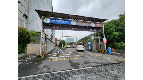 立體停車場及汽機車停車場