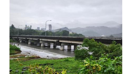 民國時期宜蘭地區公共給水蘇澳淨水場旁長安橋
&nbsp;