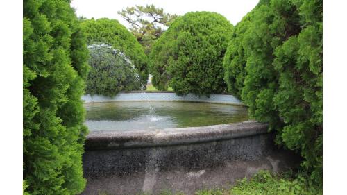 噴水池。
&nbsp;