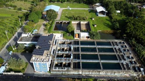 利嘉淨水場內設有混凝池、沉澱池、快濾池、清水池、廢水集中池及曬泥場。
&nbsp;