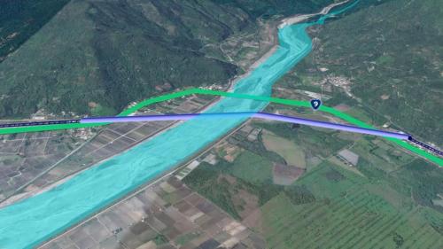 光復隧道位於萬榮站與光復站之間，為河底隧道，採用明挖覆蓋工法施工為主，在穿越堤防部分採用鑽掘工法施工。穿越馬鞍溪下方，南洞口與台九線省道相交，全長約2,560公尺，於2010年12月6日施工，2013年10月24日完工。【圖/光復隧道穿越馬鞍溪下方，南洞口與台九線省道相交】