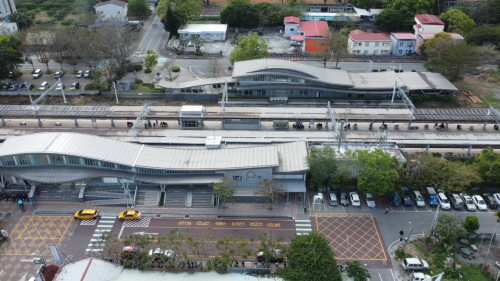 自光復站、經光復溪橋、加濃溪橋、大富站、富源站、馬蘭鉤溪橋、至瑞穗站為單線鐵路。
&nbsp;