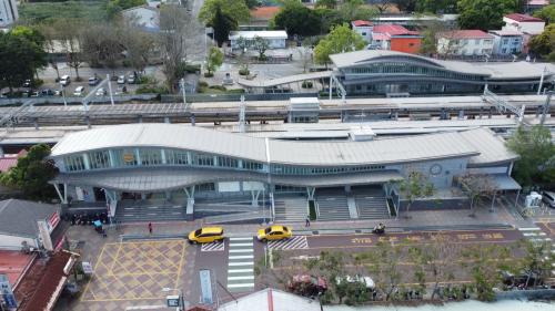 自光復站、經光復溪橋、加濃溪橋、大富站、富源站、馬蘭鉤溪橋、至瑞穗站為單線鐵路。
&nbsp;
