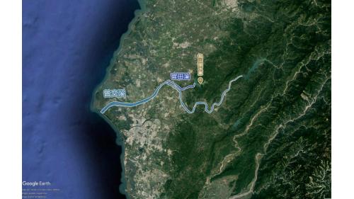 烏山頭水庫於1920年興建，1930年完工，水庫位於曾文溪支流官田溪上游，利用台南市官田區、六甲區、大內區、東山區間的低窪谷地為集水區，水源取自曾文溪上游大埔溪，為一個離槽水庫。烏山頭水庫設有一座烏山嶺引水隧道，將鄰近之曾文溪溪水引入水庫集水區中，除供應農田灌溉及發電用水外，其多餘水源，。
&nbsp;