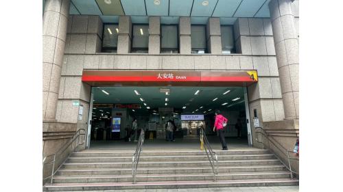 ４號出口。
&nbsp;