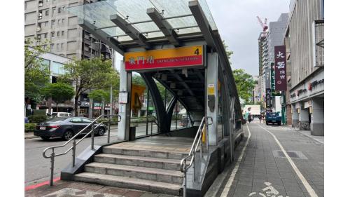 4號出入口
&nbsp;