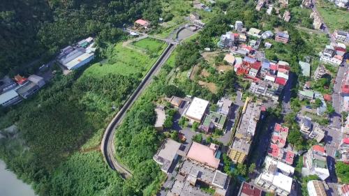 小粗坑電廠>小粗坑引水道明渠：引水路總長 2,262.59 公尺