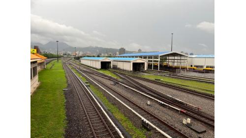 北投機廠位於復興崗站南邊，是台北捷運興建的首項工程項目，為台北捷運淡水信義線以及新北投支線的唯一調度機廠，是台北捷運面積最大、等級最高的五級機廠，除了擁有一般機廠的功能外，北投機廠還具有其他初期路網機廠所沒有的電聯車及相關設備，其佔地面積約為41公頃，可駐車數為30輛列車，更曾為東南亞地區最大的鐵路機廠。
&nbsp;