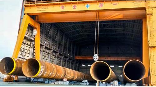 由銘榮元公司負責承製首支離岸風電的國產鋼管樁於2020年1月17日在高雄港75號碼頭舉行【台電一期離岸風電示範風場首支鋼管樁完工典禮】。這一支鋼管樁長度為66.5M、內徑3米，厚度75厘米，重量250公噸，直度公差必須低於1.3公分，在焊接剪力榫公差要求為0.3公分，製造過程中不僅符合歐洲海事工程法規，同時經過楊德諾公司與台灣電力公司核工級檢驗通過。
&nbsp;