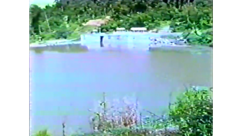 &nbsp;位於杜爾河與皮亞河交匯附近，基礎混凝土厚度2公尺，可安裝兩部發電機，合豐電廠工程的上游段地面電廠，和下游段地下電廠相距約10公里。