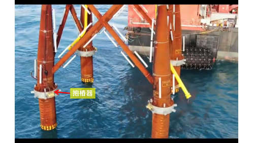 台電一期離岸風電示範風場設施水下基礎設施安裝場景-抱樁器