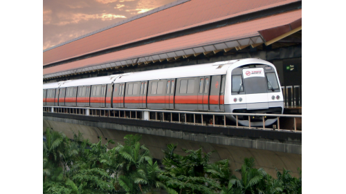 一列停在新加坡地鐵東西線上友諾士（EW7）的川崎重工業－日本車輛製造株式會社C751B列車。
&nbsp;