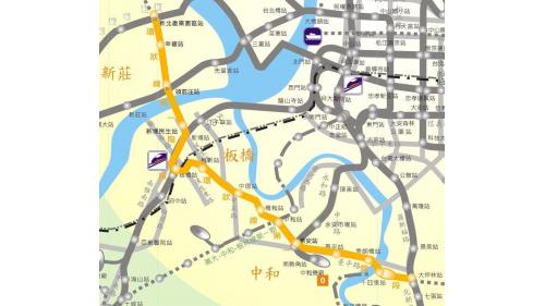 環狀線第一階段於109年1月31日通車，自新店大坪林站以地下沿新店民權路過中正路後出土，續以高架沿中和景平路、中山路、板南路、板橋板新路、縣民大道至板橋火車站、文化路、民生路、新莊思源路、終於五工路（自新店線大坪林站交會站起至新莊新北產業園區段），共15.4公里，14車站(地下1站，高架13站)，1座機廠(南機廠)。環狀線第一階段於109年1月31日通車營運，可與松山新店線、中和新蘆線、板南線及桃園國際機場捷運轉乘。配合路線編號系統，本路線編號名稱為「Y 環狀線」。
&nbsp;