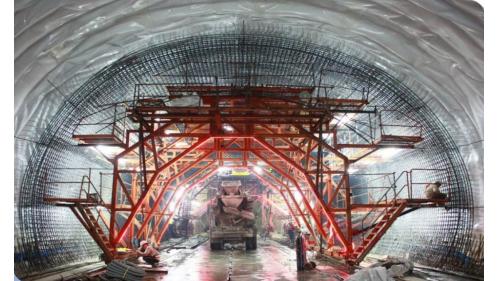 台北捷運新莊線新莊機廠山岳隧道襯砌施工照片