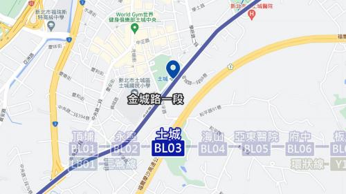 土城站編號為BL03，位於金城路一段地下，於2006年5月啟用。土城站為地下2層車站，設有3處出入口，地下一樓為大廳層，地下二樓為月台層，為一座島式月台及半高式月台門，站內還設有公共藝術作品「金城傳奇」。