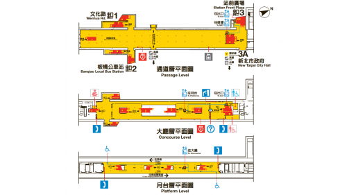 板橋站編號為BL07，位於站前路與新府路交叉口，為地下三層車站，設有3處出入口及1處連通臺鐵高鐵車站穿堂層的出入口。地下一樓為穿堂層，板南線的旅客可藉由此層連通道，經火車站通往捷運環狀線車站。地下二樓為大廳層。地下三樓為月台層，板橋站設有島式月台一座，並設有半高式月台門，為三鐵共構之車站，除可搭乘捷運、台鐵及高鐵外，亦可於此站轉乘公車及長途客運，此外有一座公共藝術作品「進化的軌跡」。