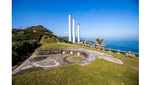 基隆港:基隆白米甕砲台與協合電廠